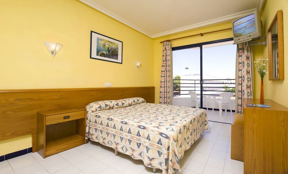 Hotel Vibra Isola - Adults Only Playa d'en Bossa Extérieur photo