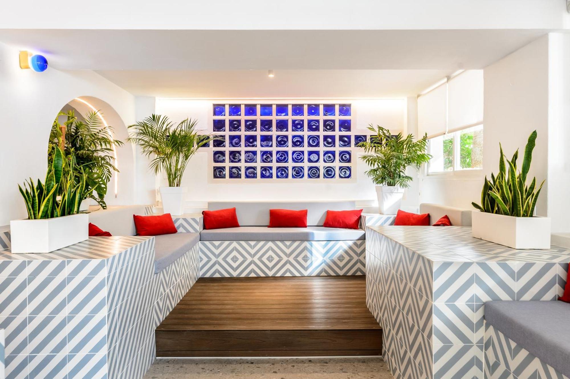 Hotel Vibra Isola - Adults Only Playa d'en Bossa Extérieur photo