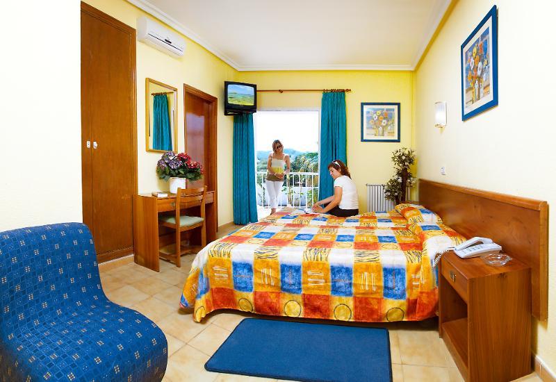 Hotel Vibra Isola - Adults Only Playa d'en Bossa Chambre photo